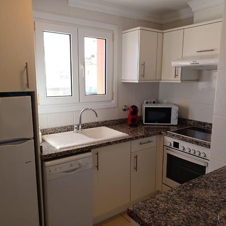 דירות Oliva Nova Flat In Front Of Met מראה חיצוני תמונה