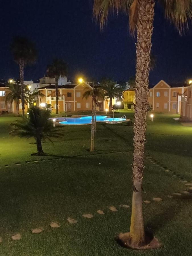דירות Oliva Nova Flat In Front Of Met מראה חיצוני תמונה